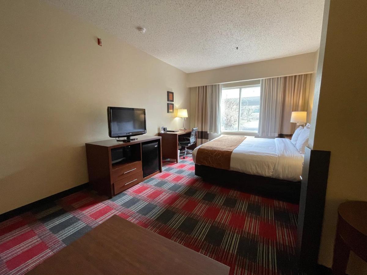 Comfort Suites Near Vancouver Mall Экстерьер фото