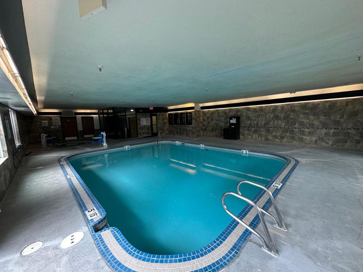 Comfort Suites Near Vancouver Mall Экстерьер фото