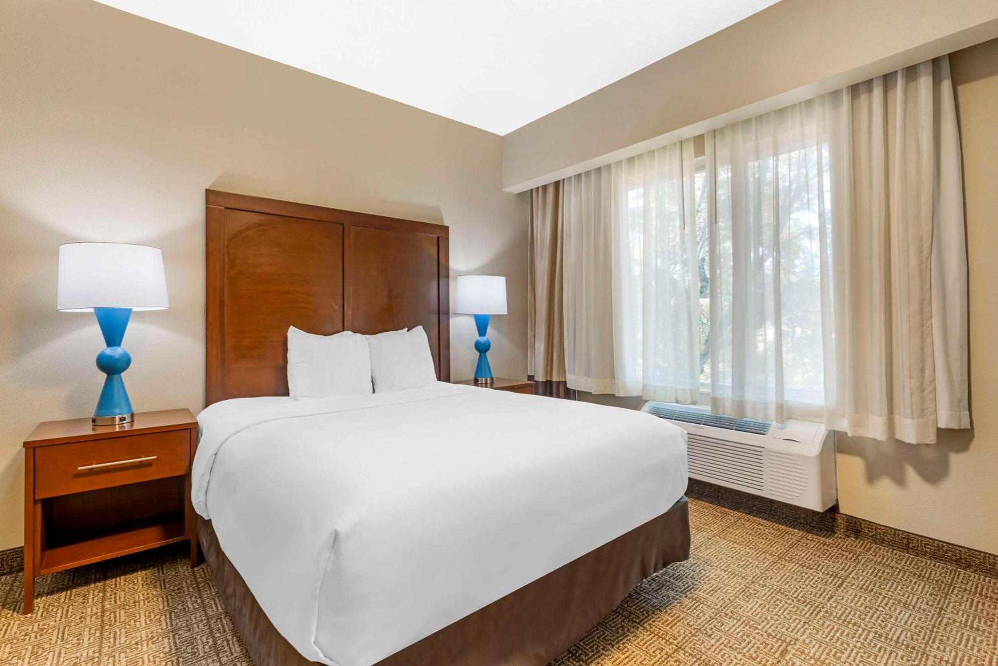 Comfort Suites Near Vancouver Mall Экстерьер фото