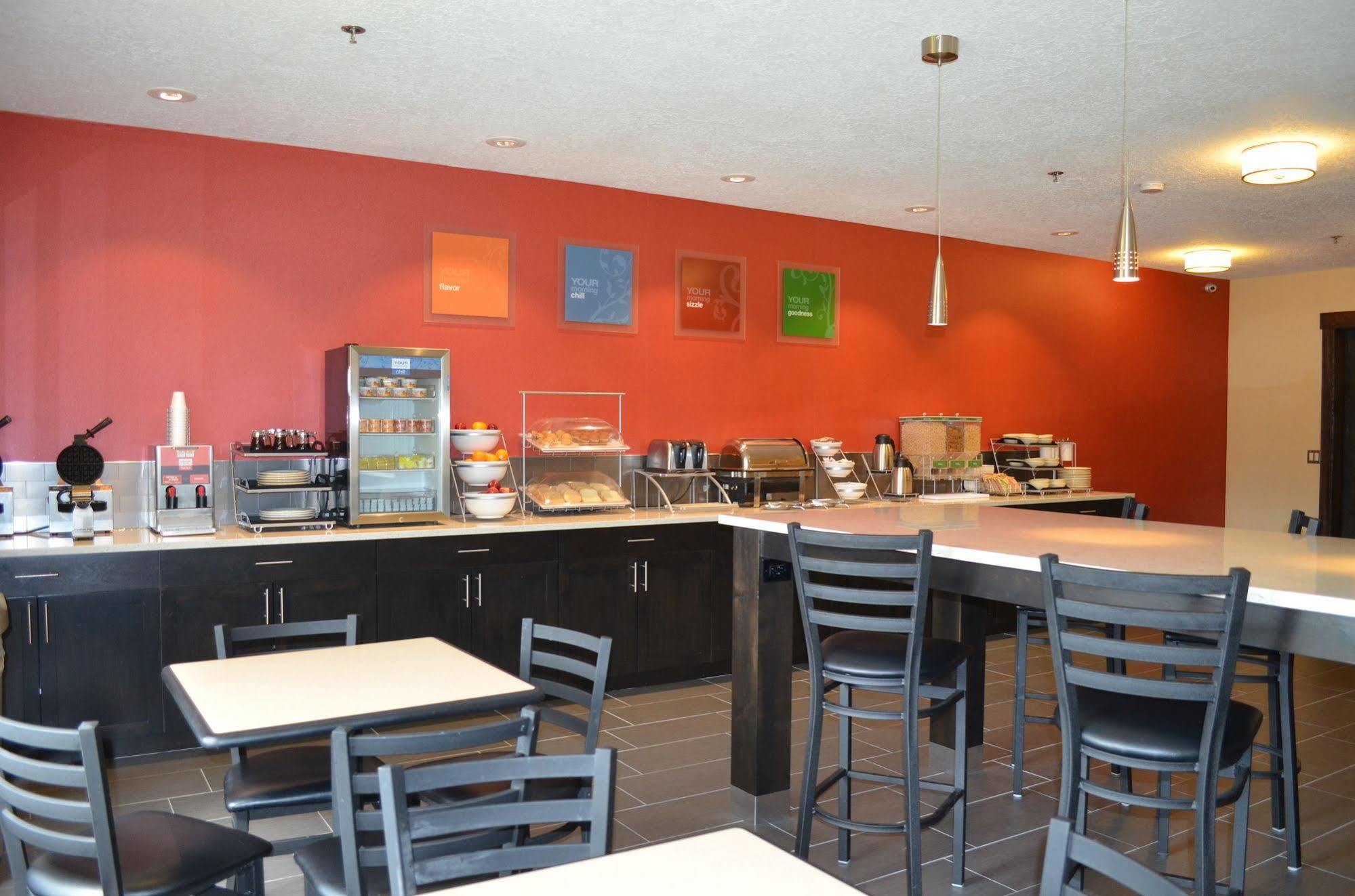 Comfort Suites Near Vancouver Mall Экстерьер фото