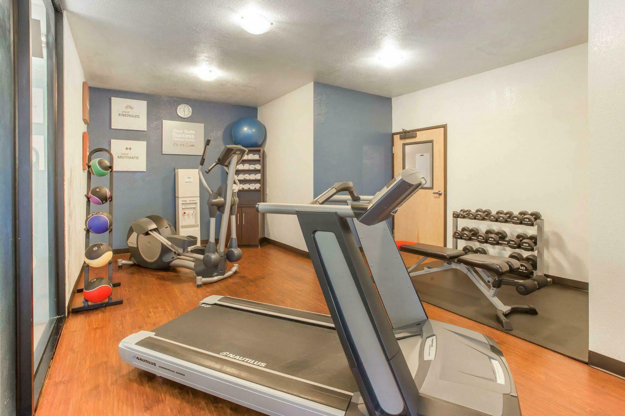Comfort Suites Near Vancouver Mall Экстерьер фото